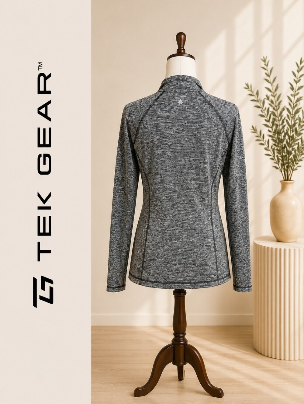 TitleTEK GEAR Dry Tek Women’s Heather Gray 1/4 Zip Performance Pullover – XL - Picture 3 of 3